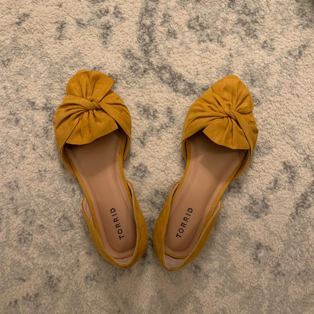 Mustard yellow d’orsay flats